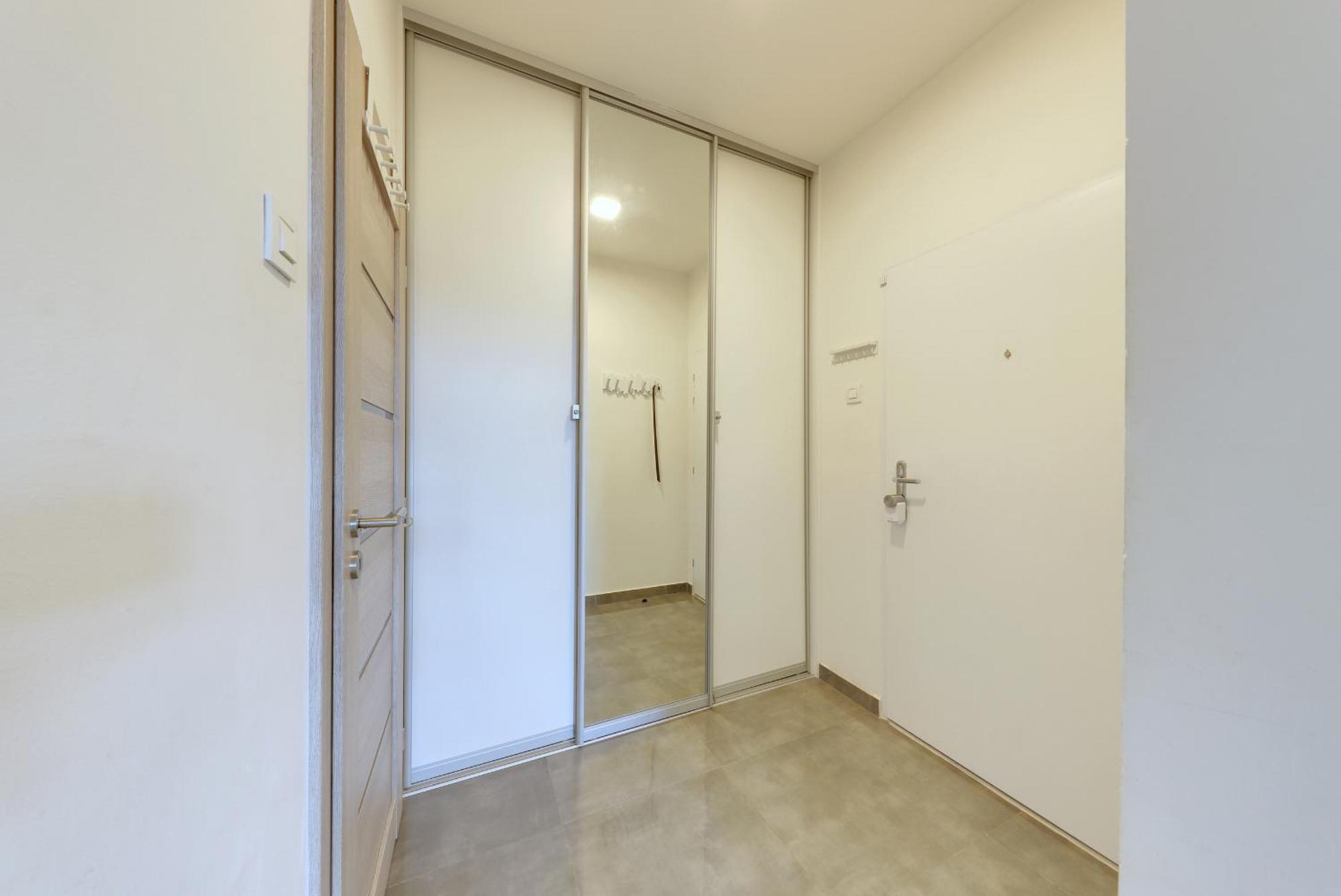 Apartment Lovely 2-bedroom In Centre Of *