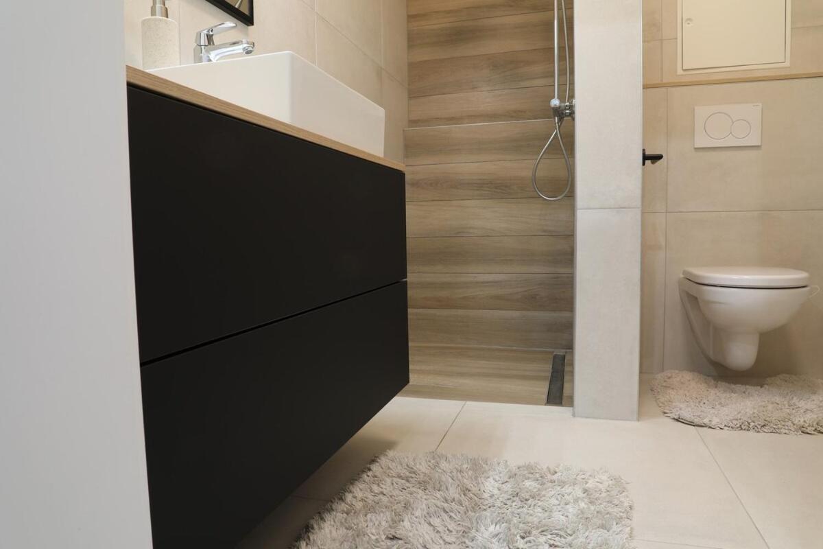 Apartment 2i With Terrace, New Building, Luzna 26 Bratislava