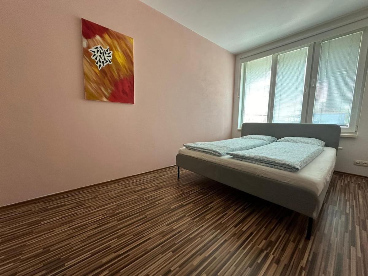 Central, Sunny And Spacious * Bratislava