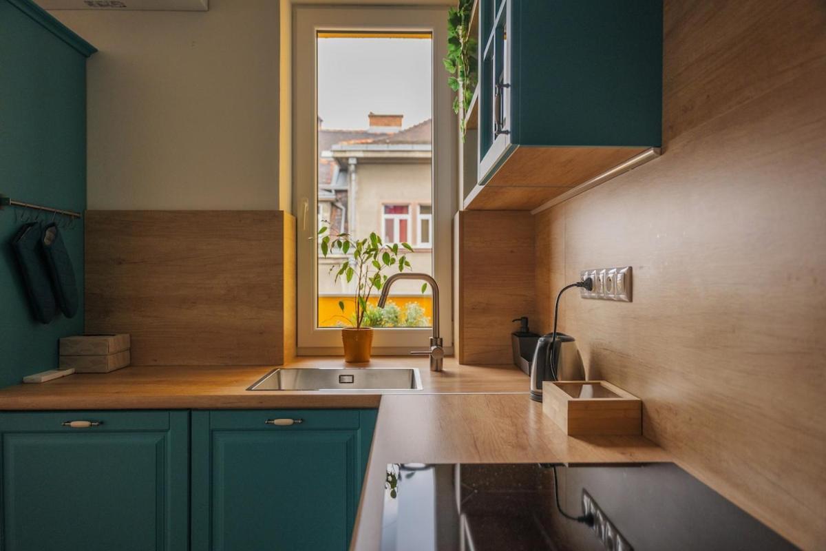 Apartment S Velkou Terasou A Balkonom V Centre Mesta!