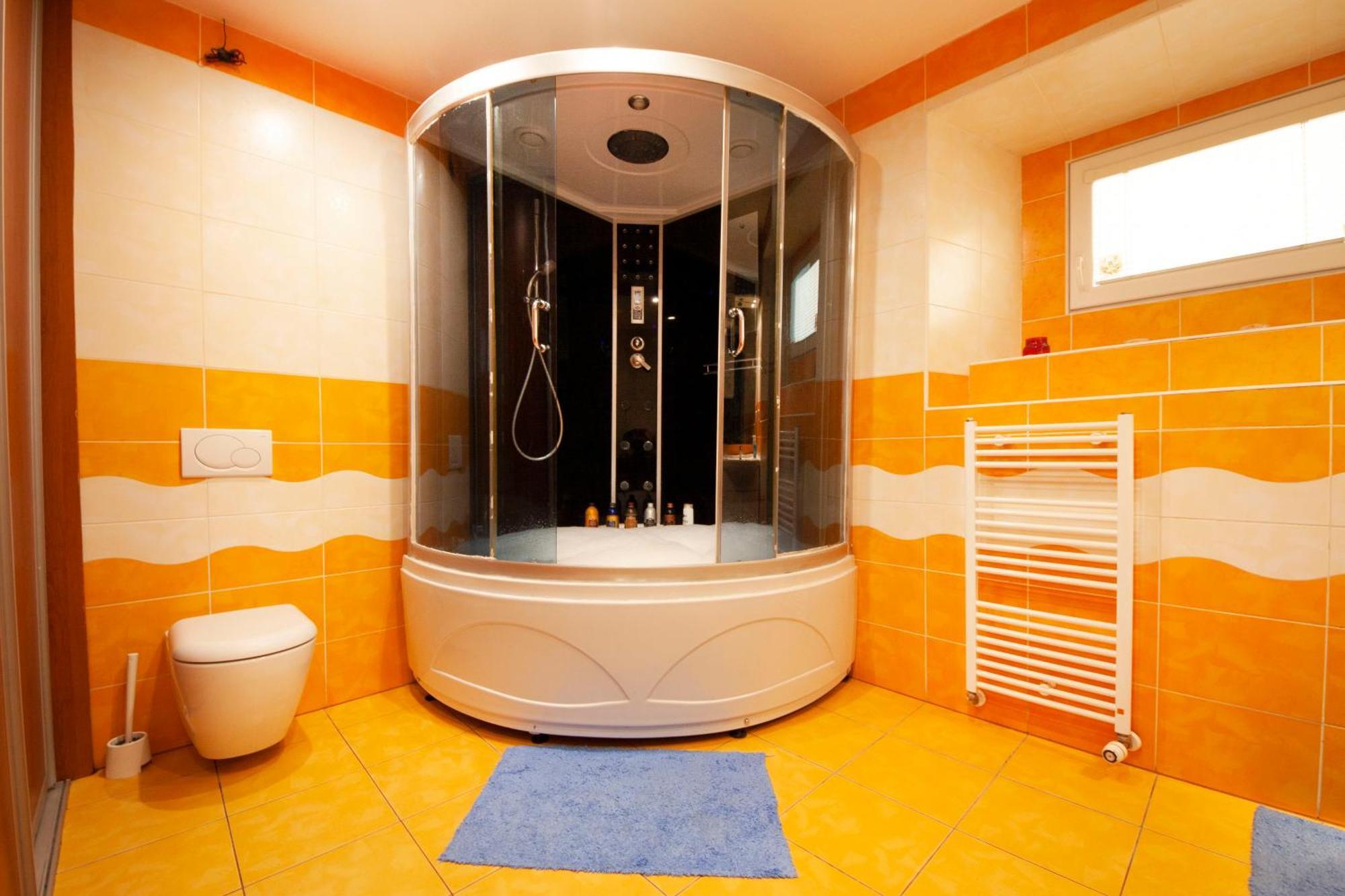 Center Of With Jacuzzi Bratislava