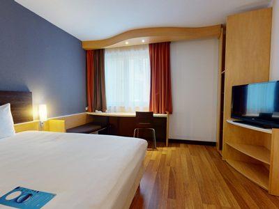 Ibis Centrum 3*