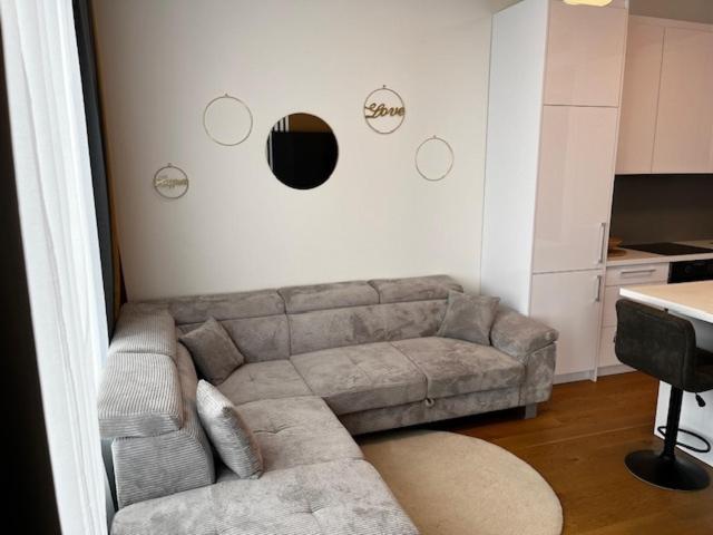 Skau White In Sky Park 3 Tower 27 Floor Panoramic View Free Parking * Bratislava