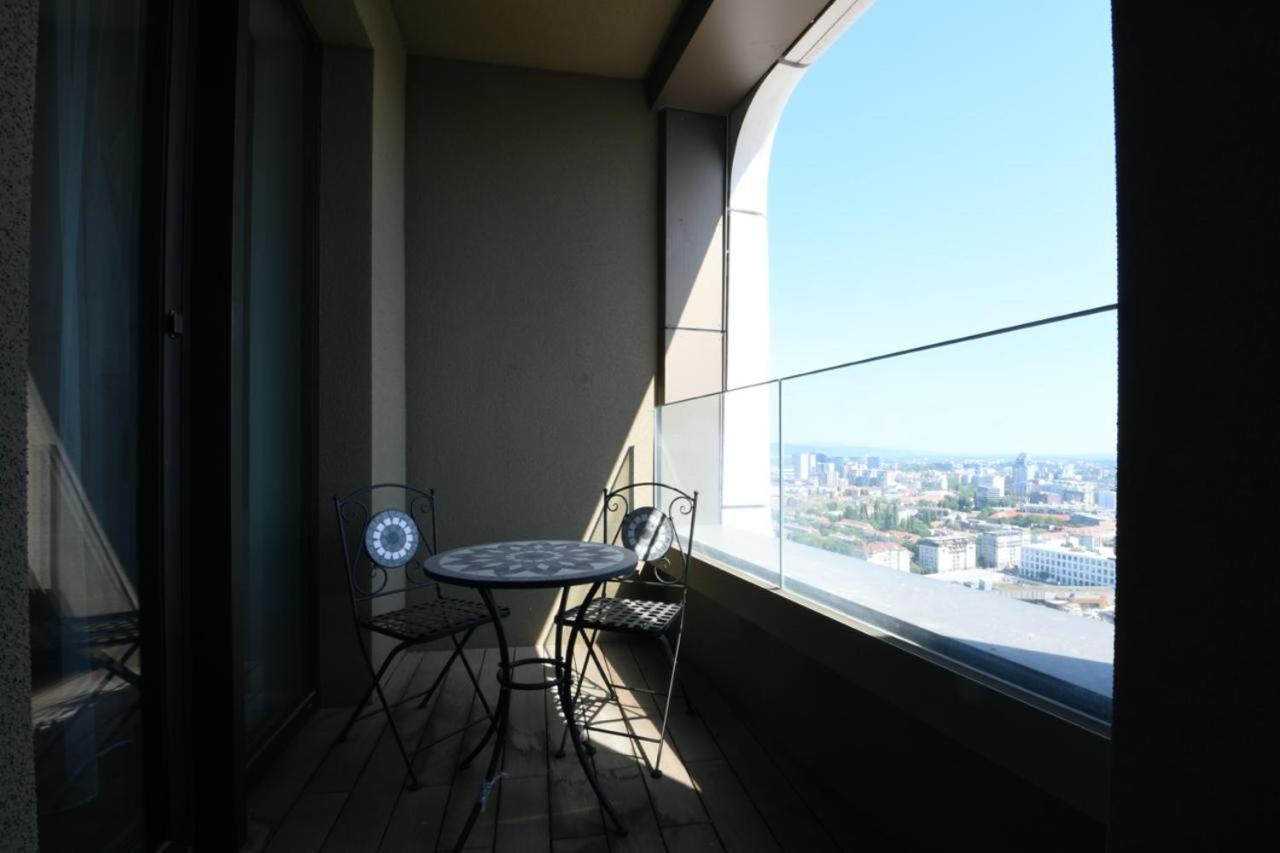 Apartment Skau White In Sky Park 3 Tower 27 Floor Panoramic View Free Parking Bratislava