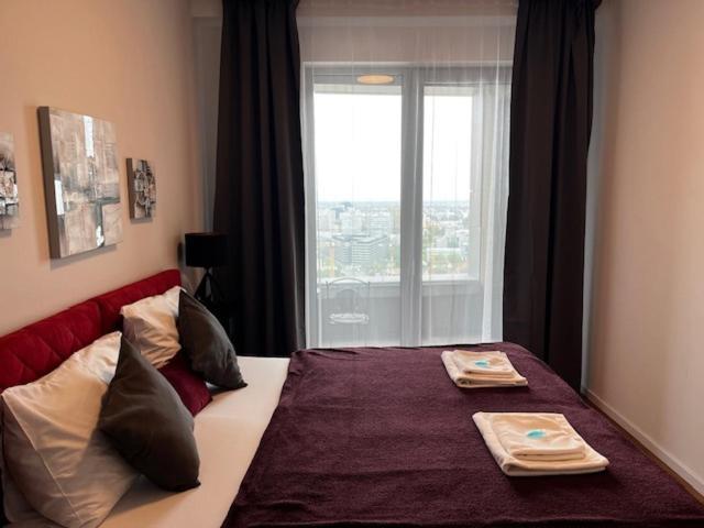 Skau White In Sky Park 3 Tower 27 Floor Panoramic View Free Parking Apartment