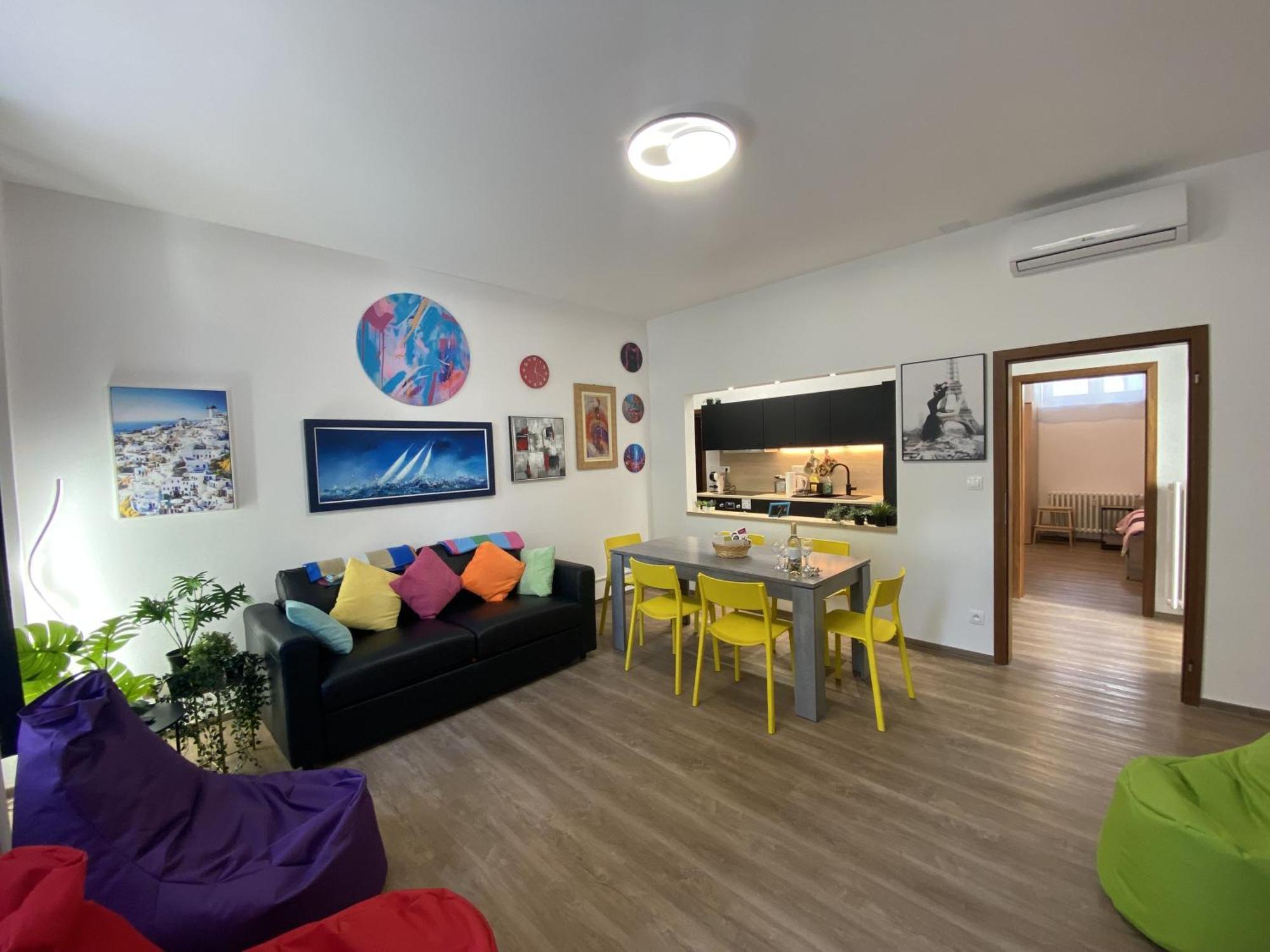 Art Design Gallery - Centre