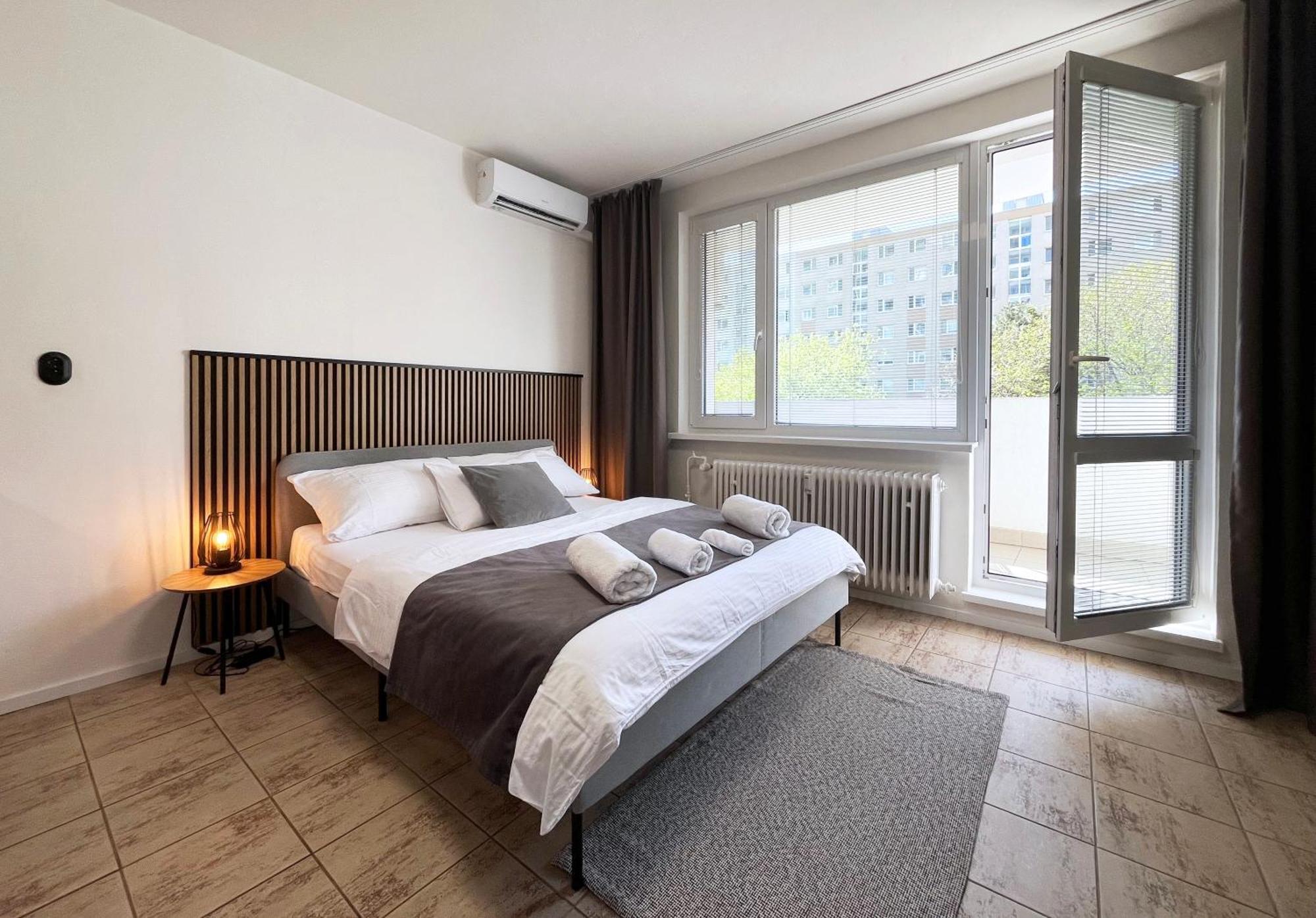 Apartment New Cozy Studio, Ac & Free Private Parking *