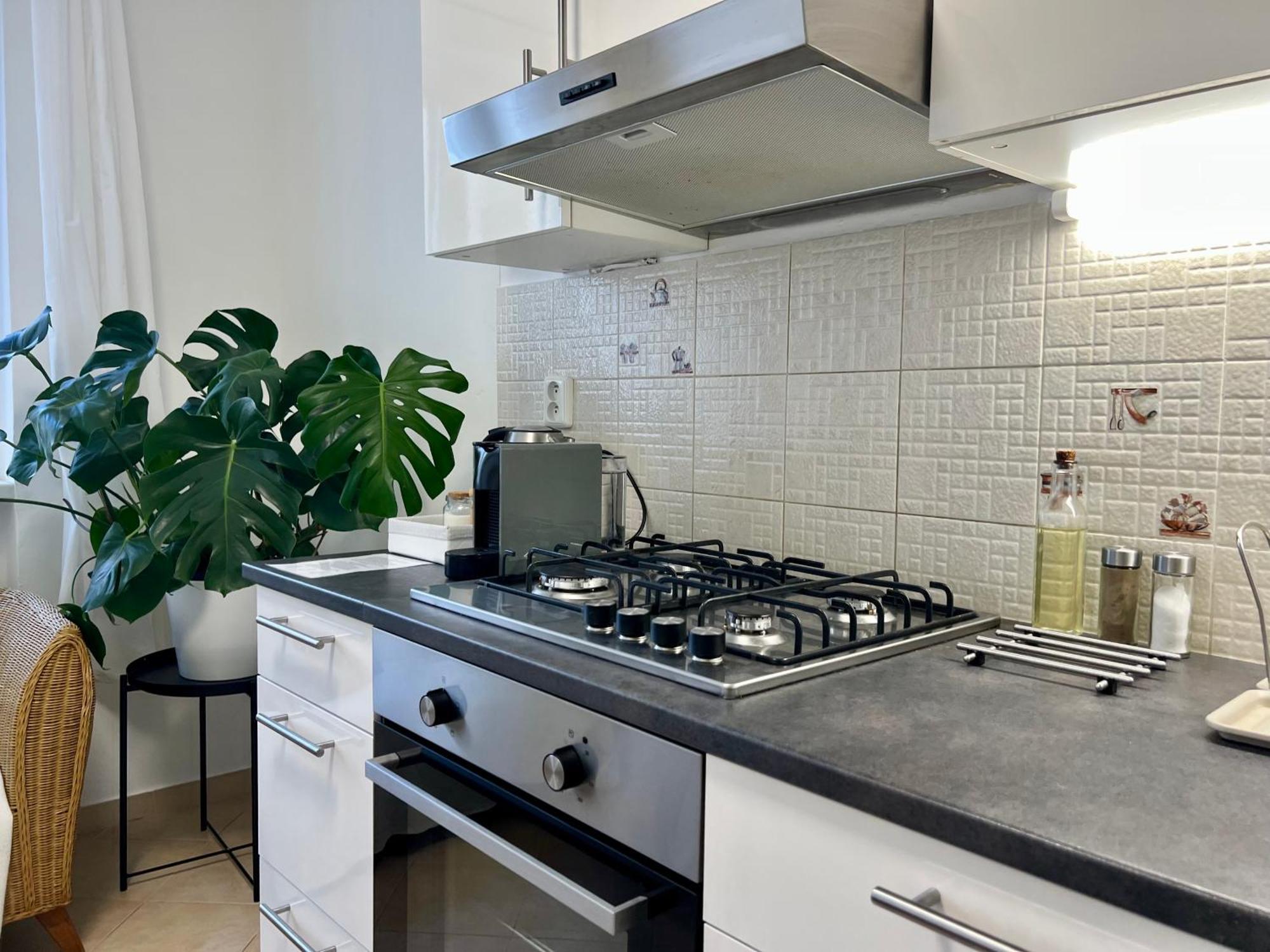 Adm Historic Center - Netflix,coffee, Ac Apartment *