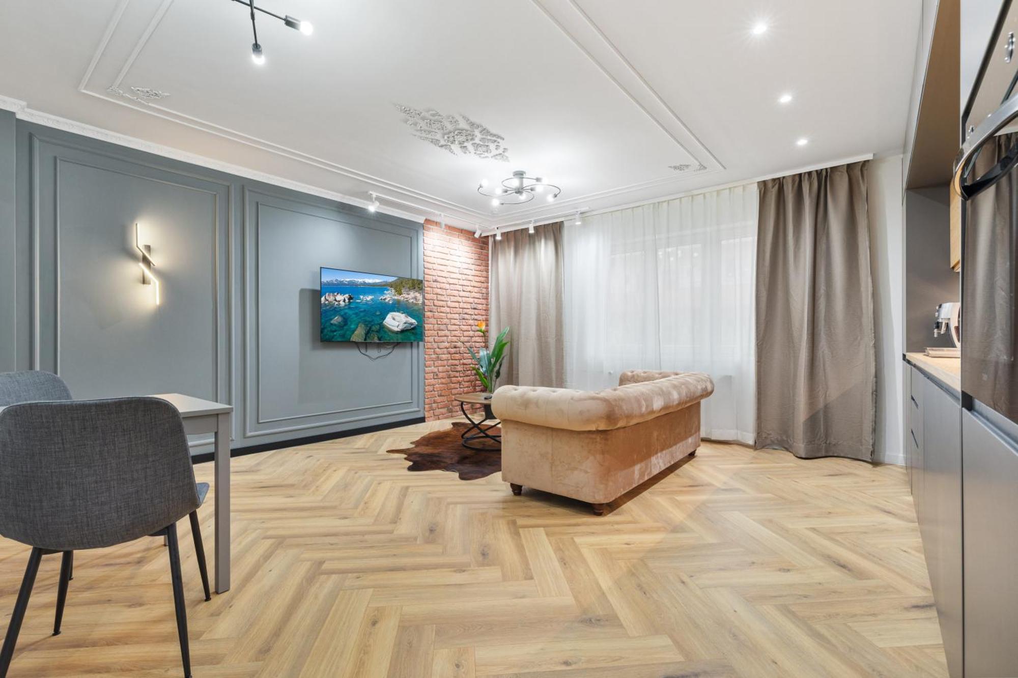 Apartment Retro Luxury 1br
