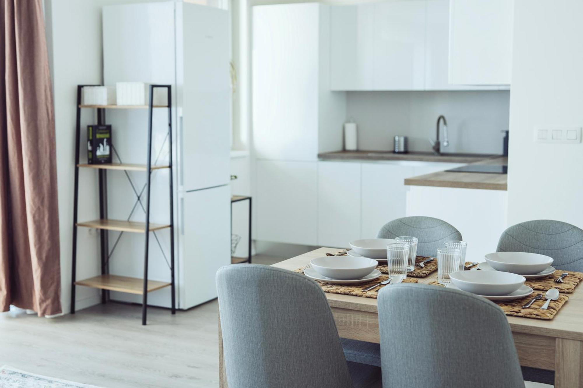 Apartment Modern 1-bedroom ǀ Ac, Free Parking Bratislava