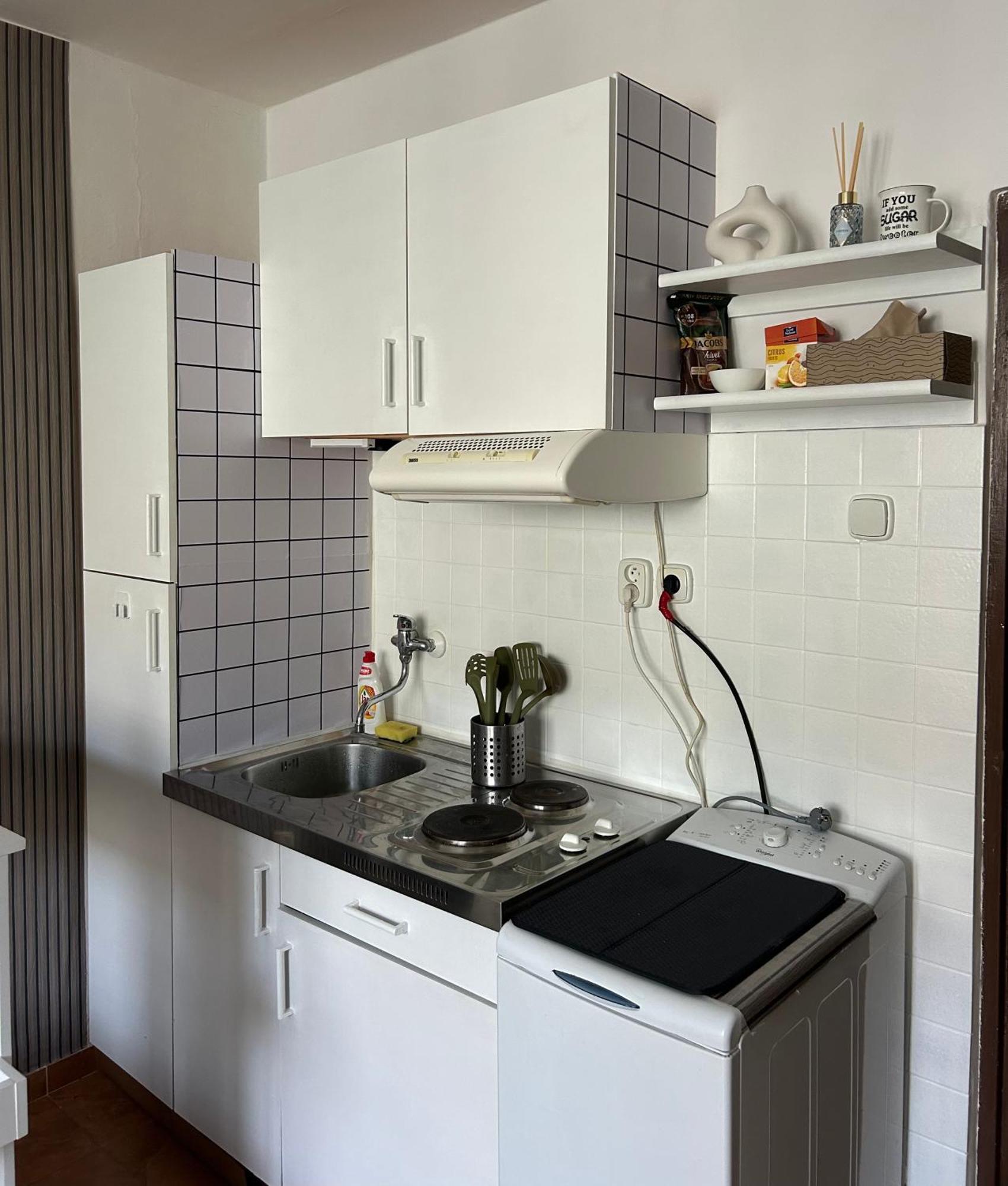 Cozy Next To The Train Station And Near The Center Apartment Bratislava