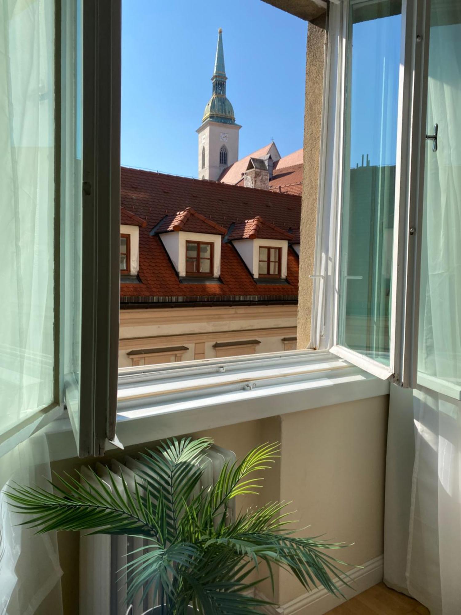 Apartment Audrey Hepburn Ii Location Cathedral View Air-conditioned