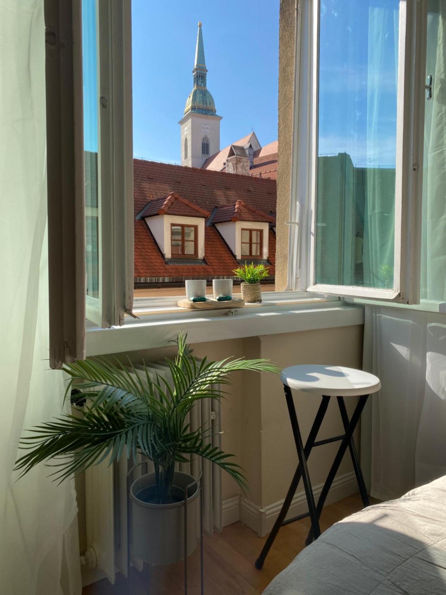 Apartment Audrey Hepburn Ii Location Cathedral View Air-conditioned Bratislava