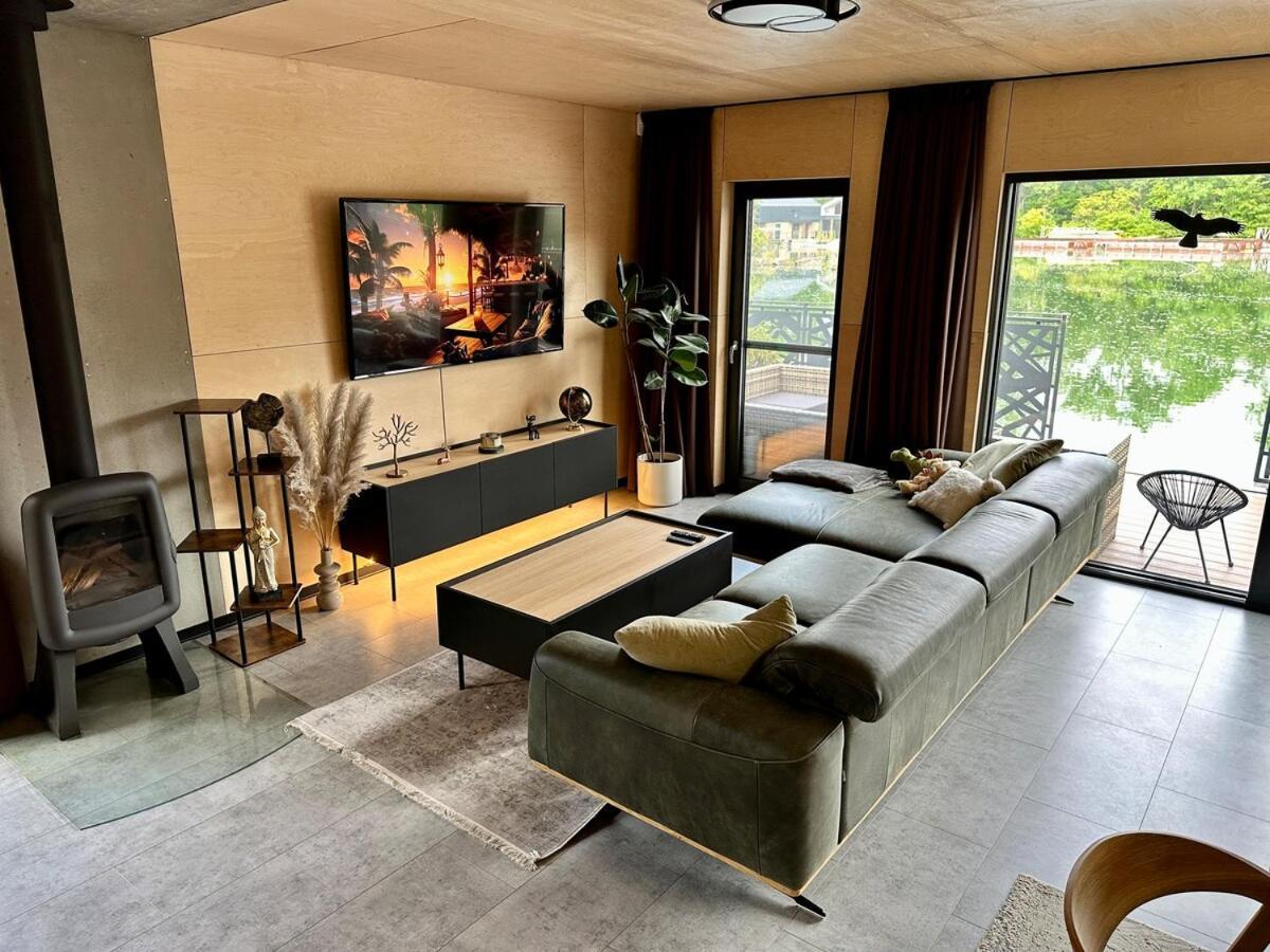 Holiday home Houseboat With Touch Of Luxury