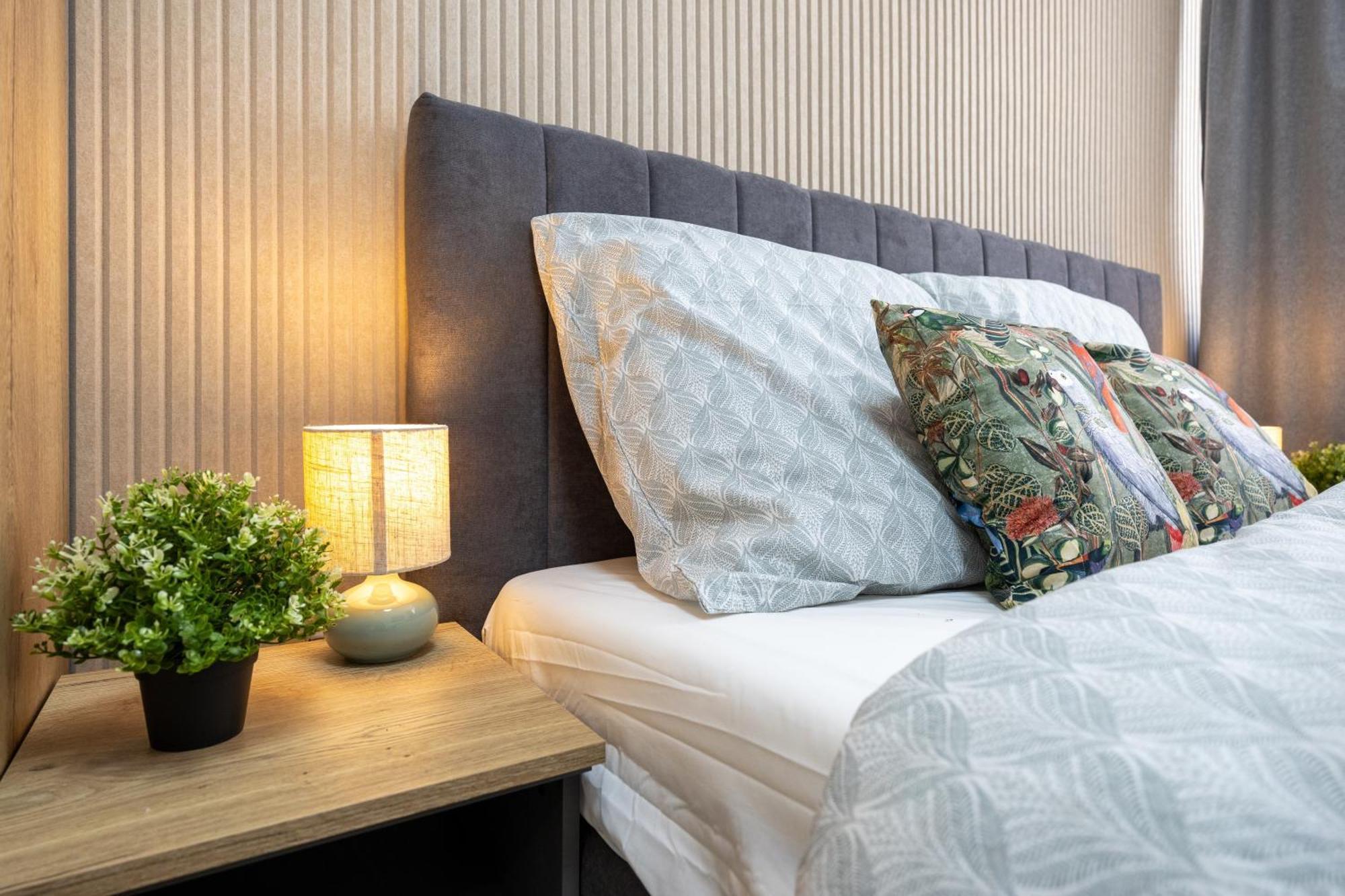 Apartment Medena Luxe Residence - 2Br Old Town & Bratislava