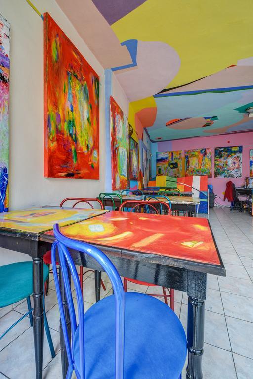 Hotel Sebarozvoja S Moznostou Ziskania Inspirujucich Prostriedkov Na Zmenu Interieru Pressburg