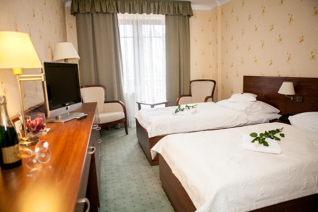 Grand Hotel