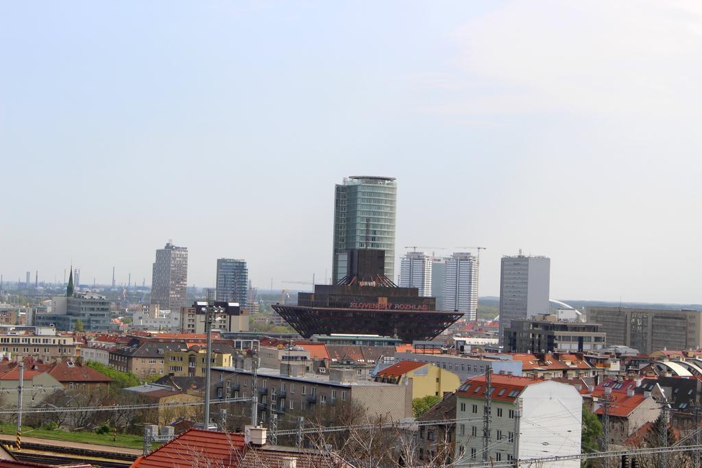 Sebarozvoja S Moznostou Ziskania Inspirujucich Prostriedkov Na Zmenu Interieru 2* Pressburg