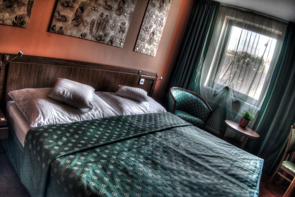 Hotel Max 3*