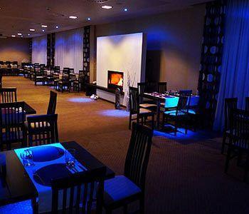 Hotel Bnc - Restaurant - Bowling 3*