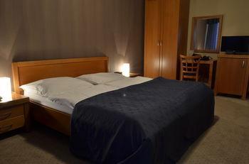 Film Hotel