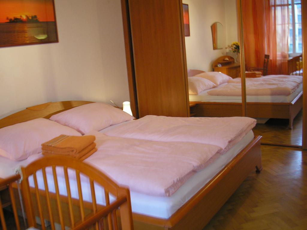 Apartment Up To 7