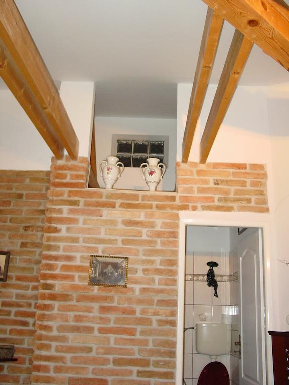 Apartment Excellent Location Bratislava
