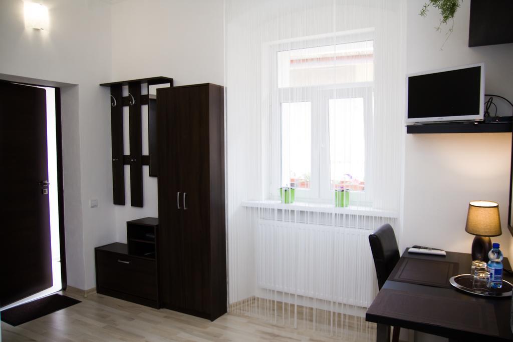 Apartment Leo