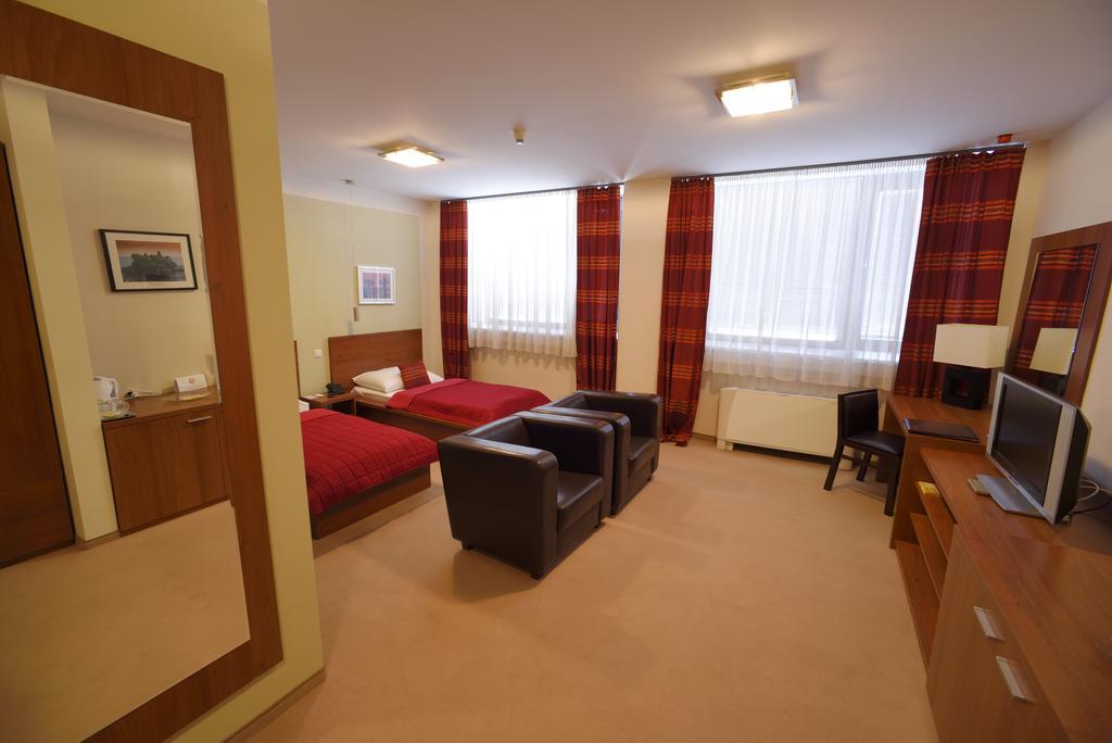 Hotel Aston 3*