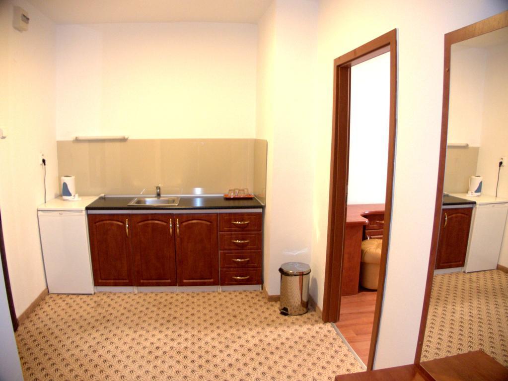 Hotel Astra 3*