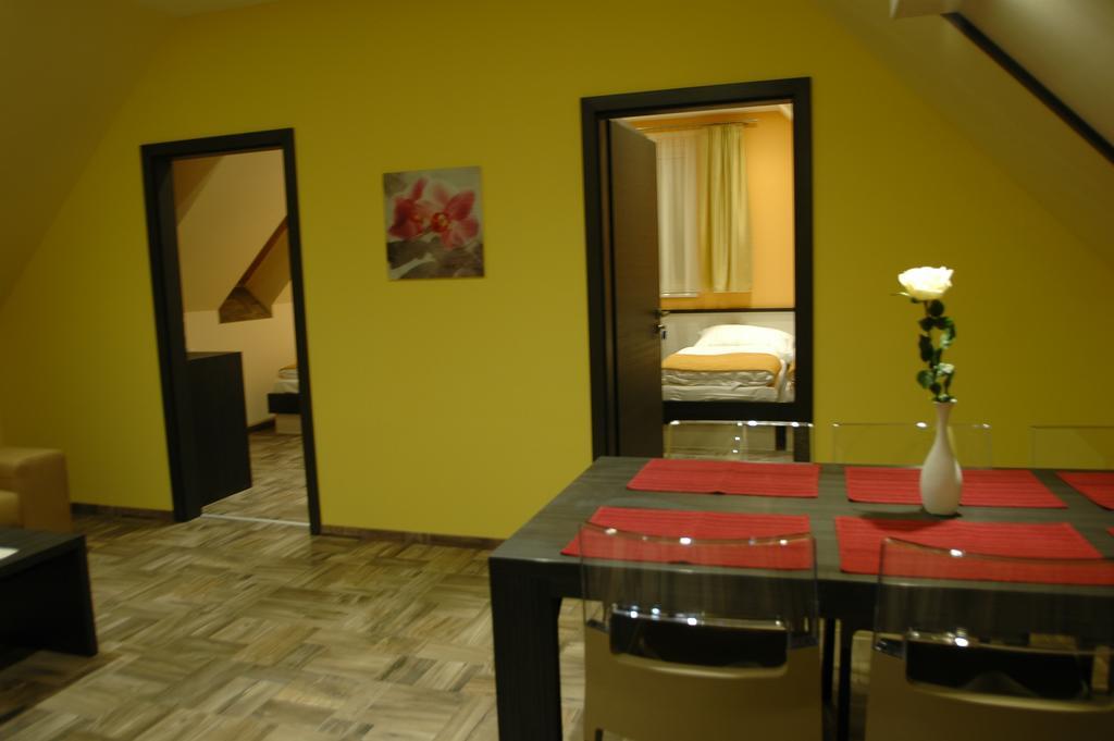 Apartment Apartments Viktor Bratislava