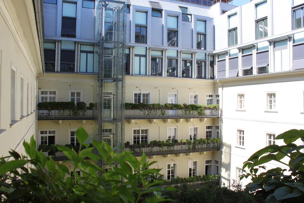 Apartment Ambiente Serviced - Palace Motesickych