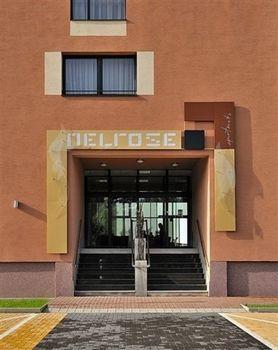 Apartment Melrose