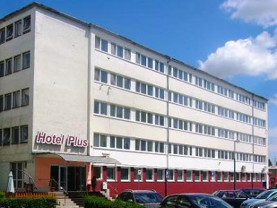Hotel Hotel Plus 3*
