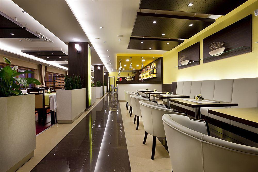 Viktor Hotel 3*