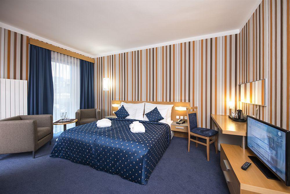 Blue 3* Bratislava