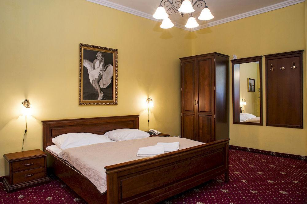 Film 3* Bratislava