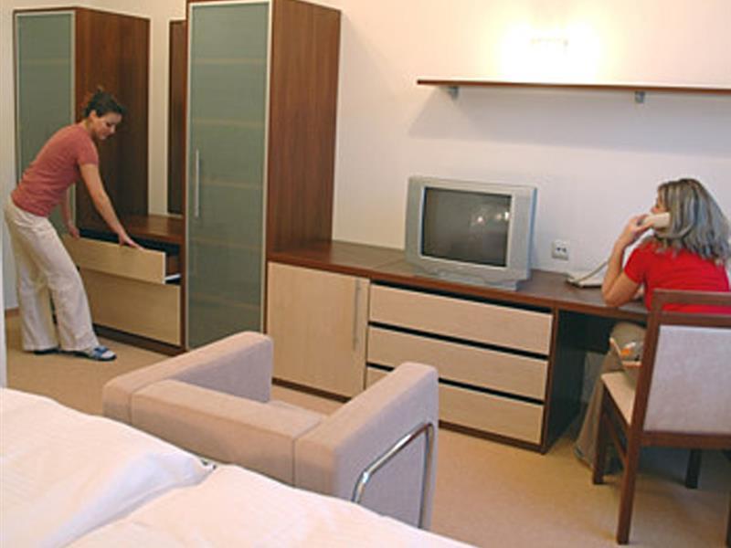 Hotel Color 3*