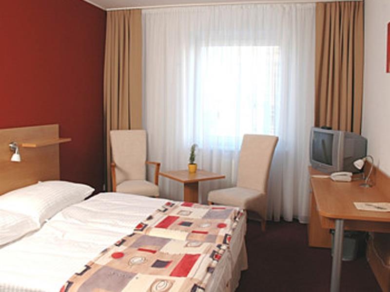 Hotel Premium Business 4*