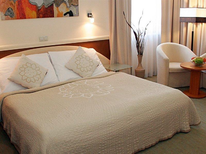 Hotel Medium 4*