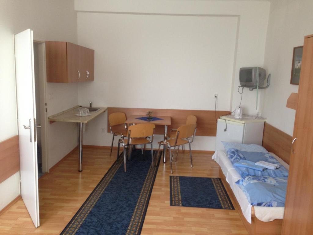 Prim Hotel 2*
