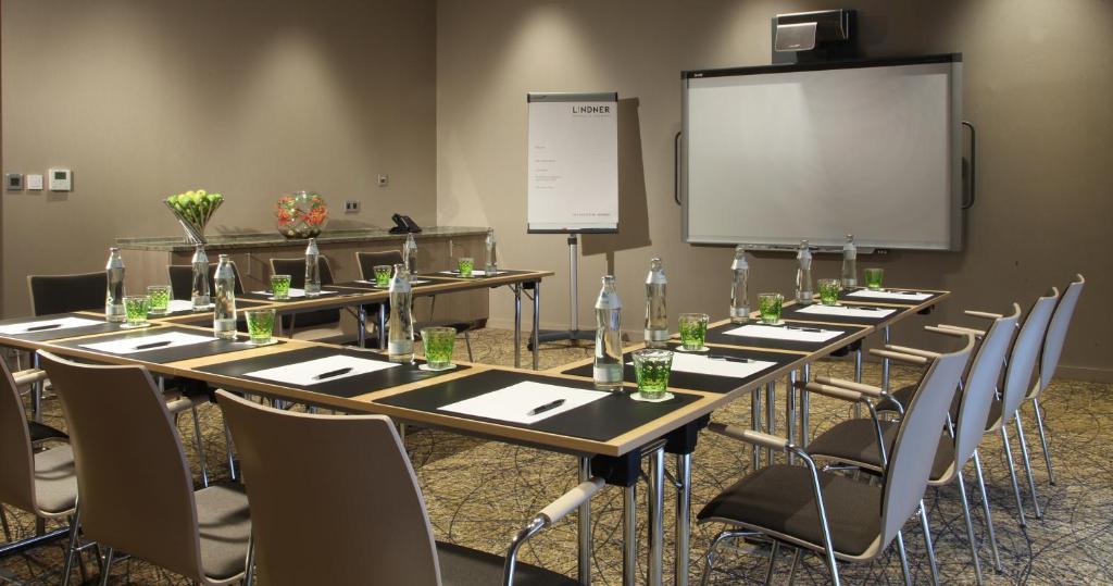 Hotel Lindner Bratislava, Part Of Jdv By Hyatt 4*