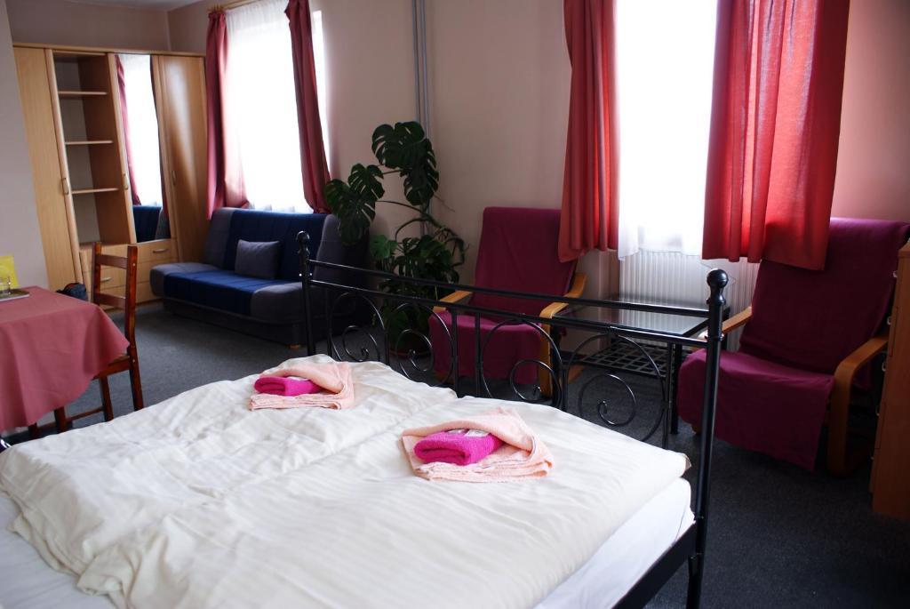 Zlata Noha 3* Bratislava