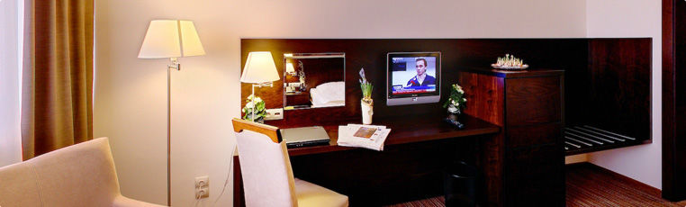 Holiday Hotel