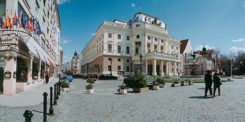 Holiday 4* Bratislava