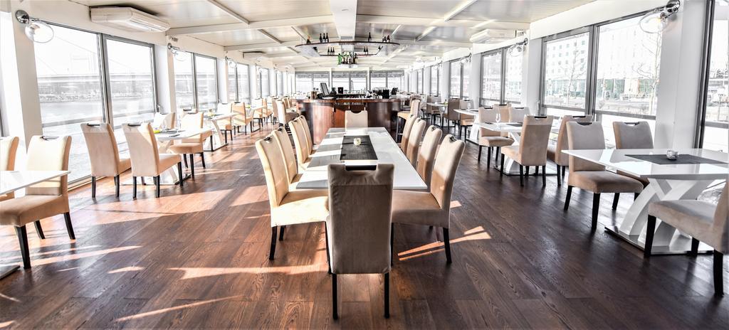 Botel Gracia 3*