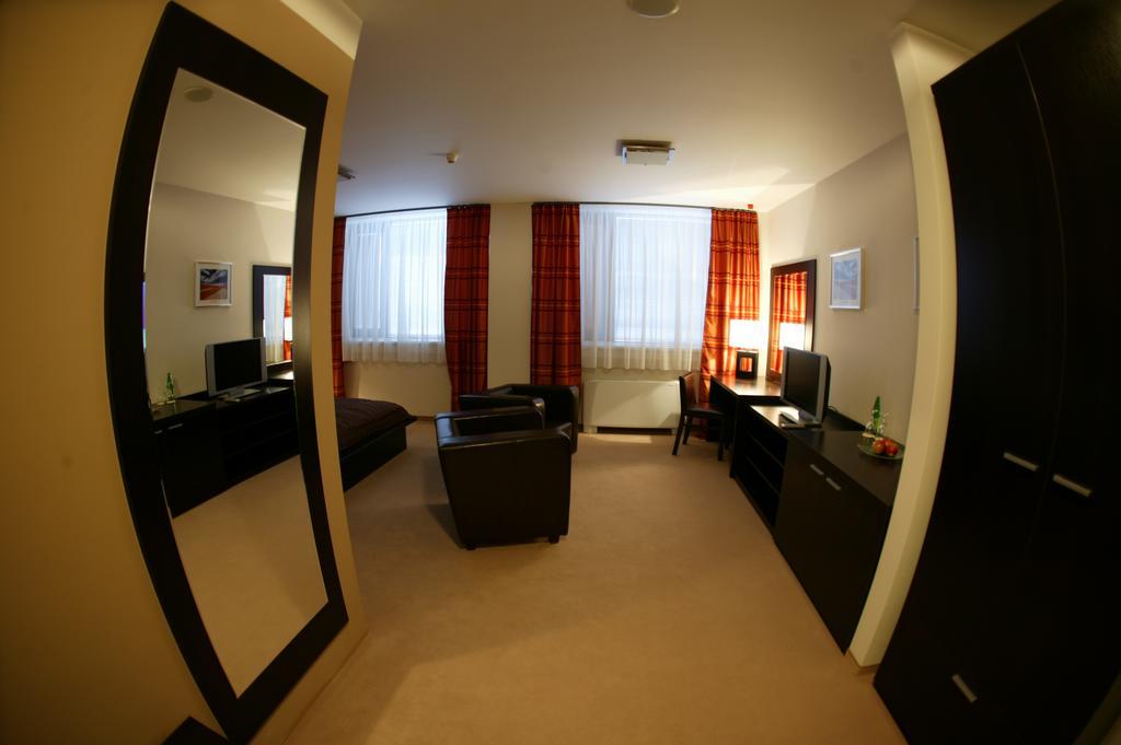 Hotel Aston 3*