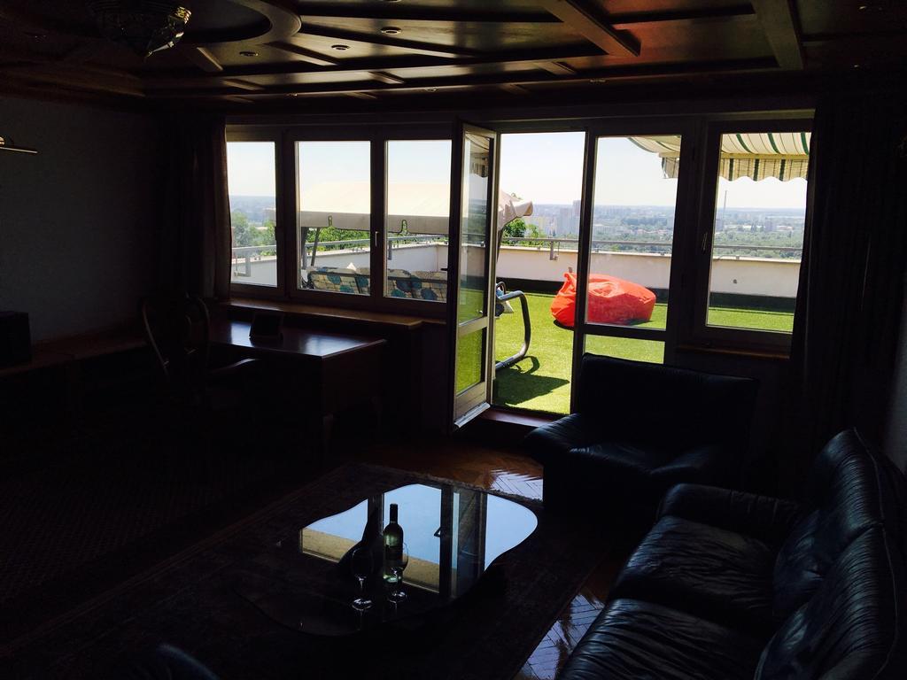 S Vyhladom Na Dunaj Apartment *