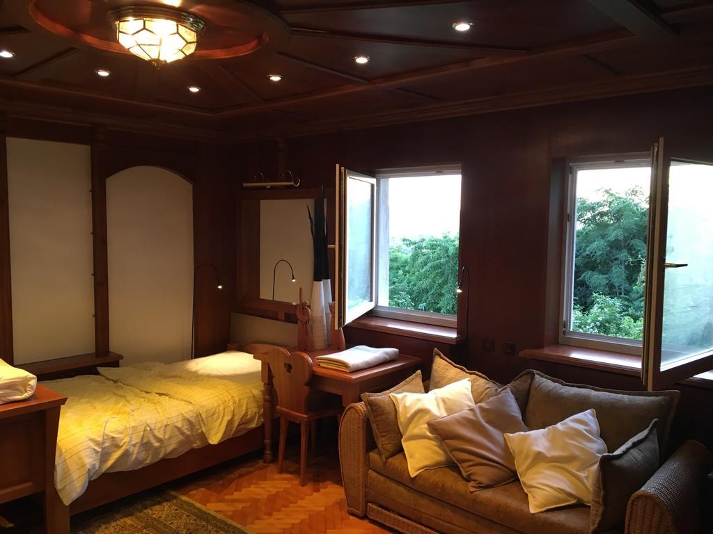 Apartment S Vyhladom Na Dunaj Bratislava