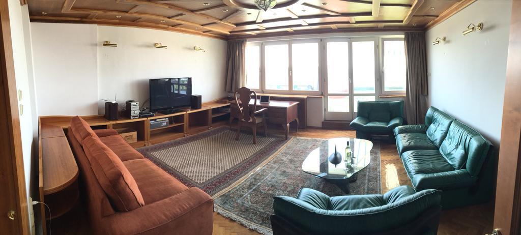 Apartment S Vyhladom Na Dunaj *